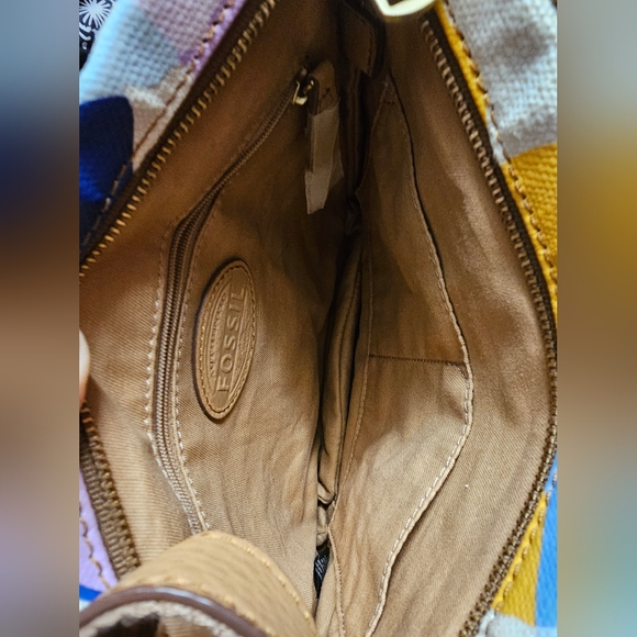 Fossil Floral Canvas and Leather Crossbody EUC - Picture 10 of 12